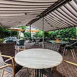 维克多雨果餐厅酒店 酒店 菲安登