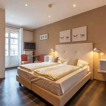 Hotel - Restaurant Victor Hugo