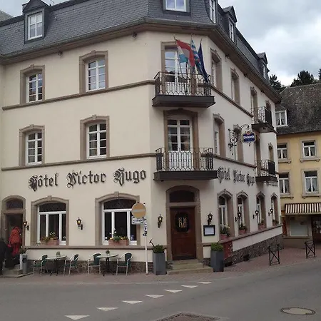 - Restaurant 